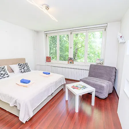 Beautiful Cozy Close To Center * סראייבו